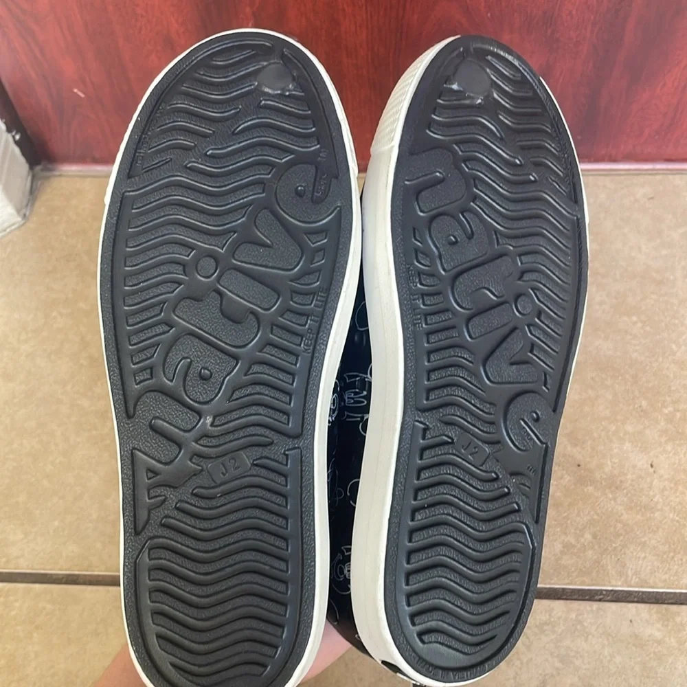 Disney Black and White Mickey Print Shoes - Picture 5 of 6